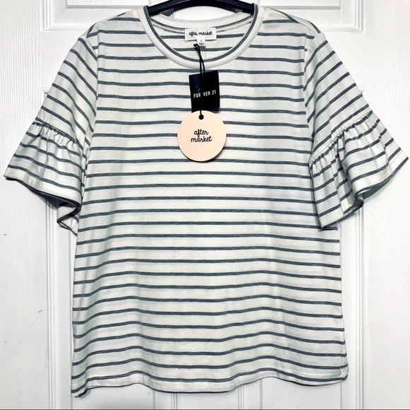 After market striped top with flared sleeve size M - Picture 1 of 4